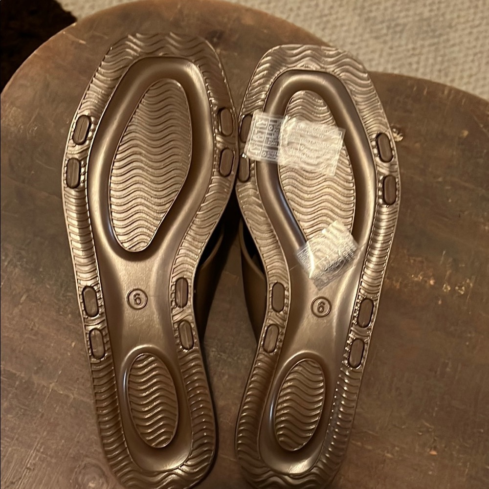 Forever 21 Dark Brown Crisscross Sandals - Picture 8 of 8